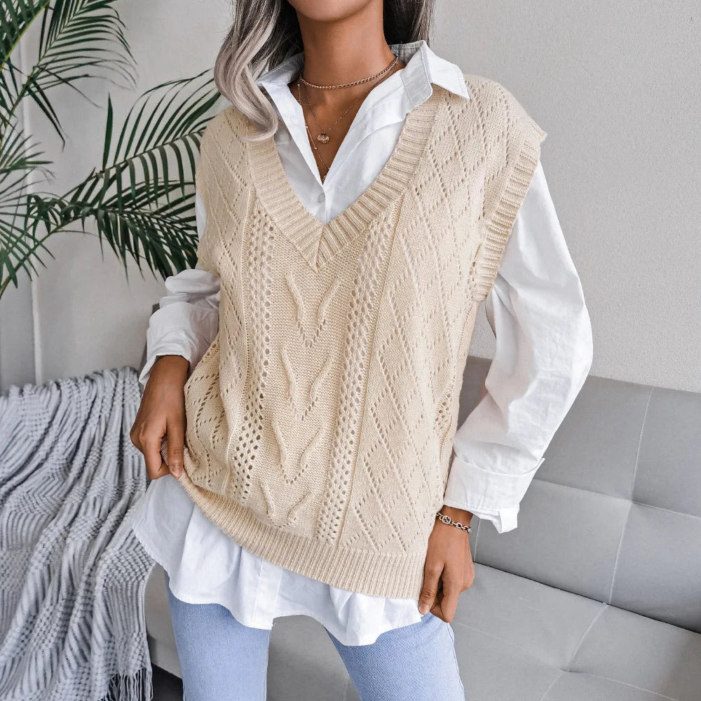 2026 Autumn Winter V-Neck Cable Knit Vest Classic Loose Fit Sweater Top Autumn Winter Casual Solid Color Sleeveless Knitwear