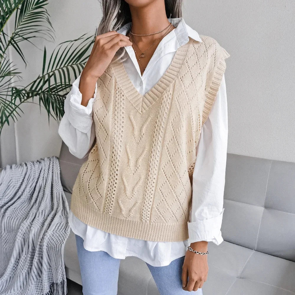 2026 Autumn Winter V-Neck Cable Knit Vest Classic Loose Fit Sweater Top Autumn Winter Casual Solid Color Sleeveless Knitwear