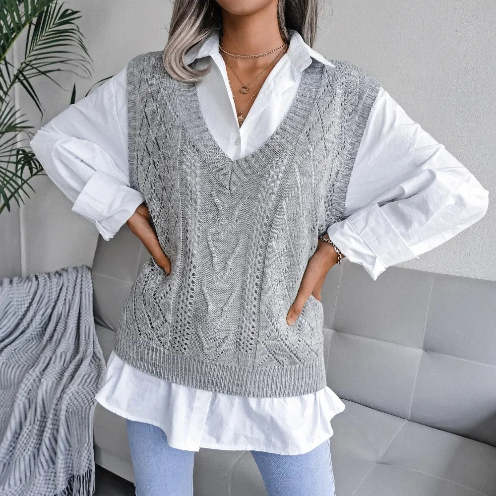 2026 Autumn Winter V-Neck Cable Knit Vest Classic Loose Fit Sweater Top Autumn Winter Casual Solid Color Sleeveless Knitwear