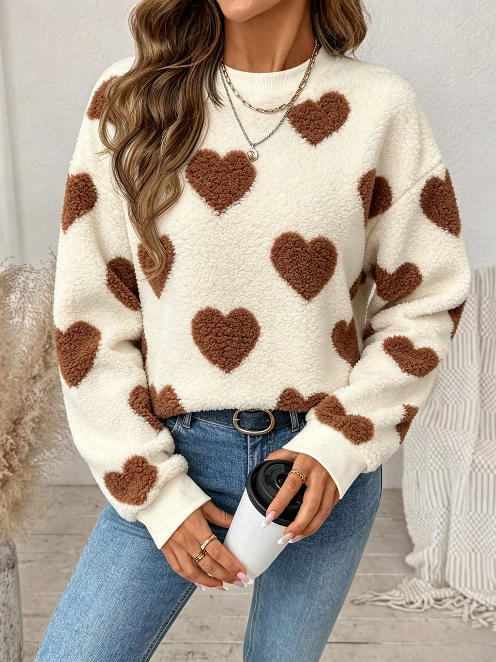 Women Fuzzy Teddy Fleece Pullover Sweater, Heart Print Crew Neck Long Sleeve Loose Warm Casual Sweatshirt for Fall Winter